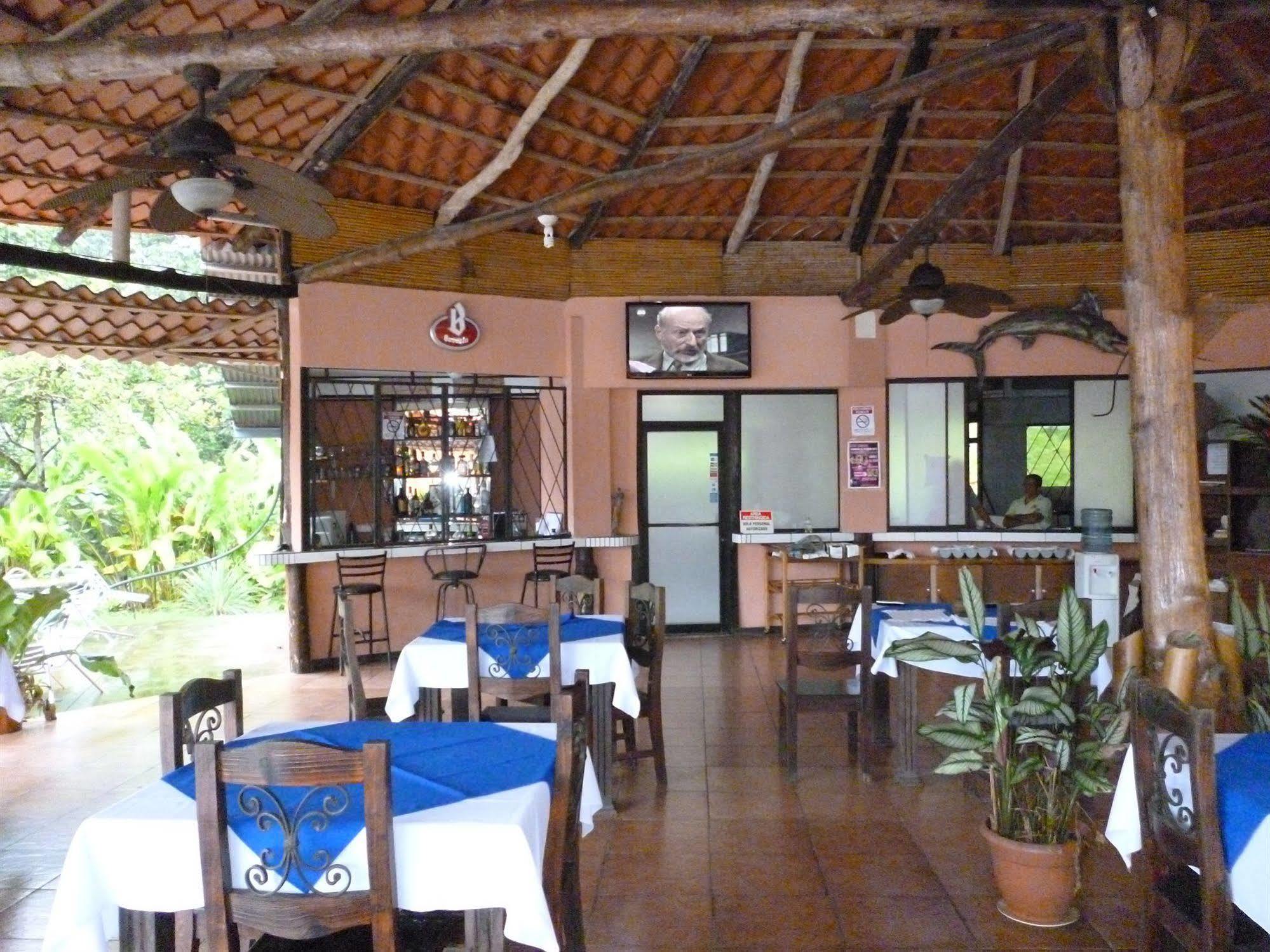Pacific Paradise Resort Quepos Buitenkant foto